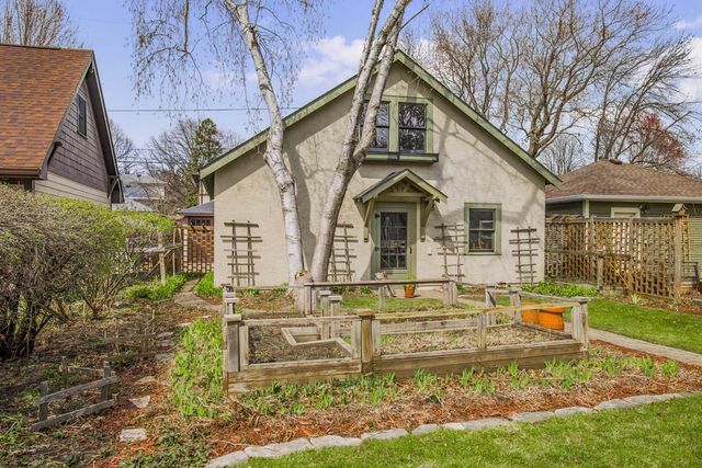 1327 Fairmount Avenue, Saint Paul, MN 55105