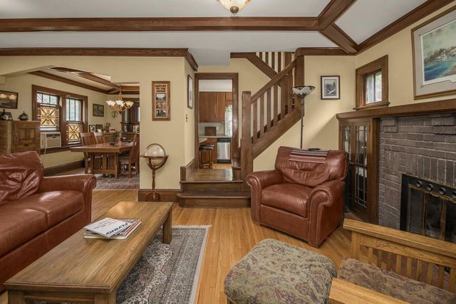 1327 Fairmount Avenue, Saint Paul, MN 55105