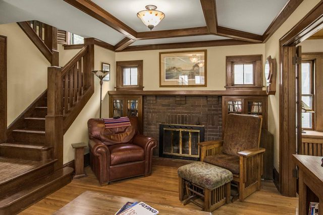 1327 Fairmount Avenue, Saint Paul, MN 55105