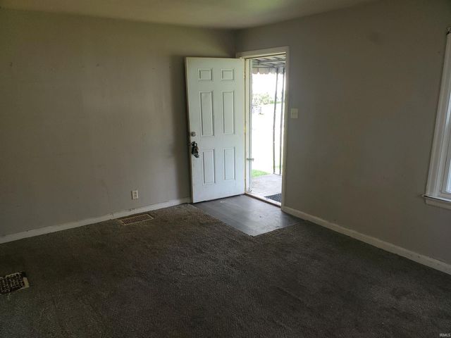 1609 N Brookfield Street, South Bend, IN 46628