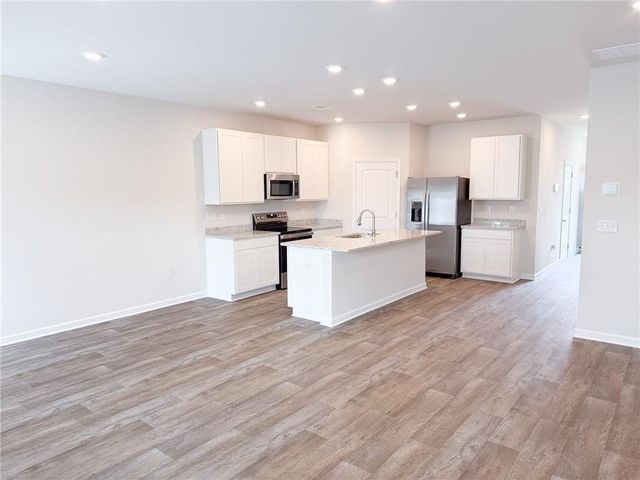 5256 Magnolia Grove Way, Gainesville, GA 30504