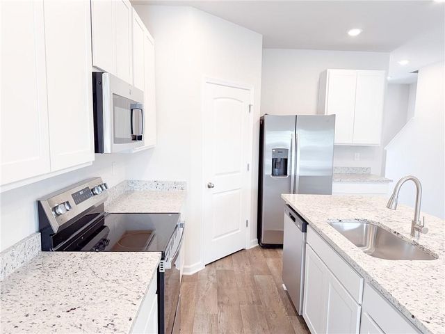 5256 Magnolia Grove Way, Gainesville, GA 30504