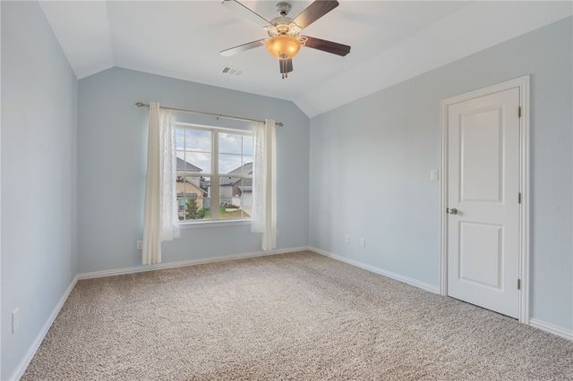 6336 Spartan Drive, College Station, TX 77845