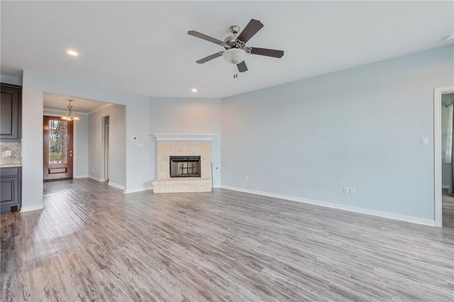 6336 Spartan Drive, College Station, TX 77845