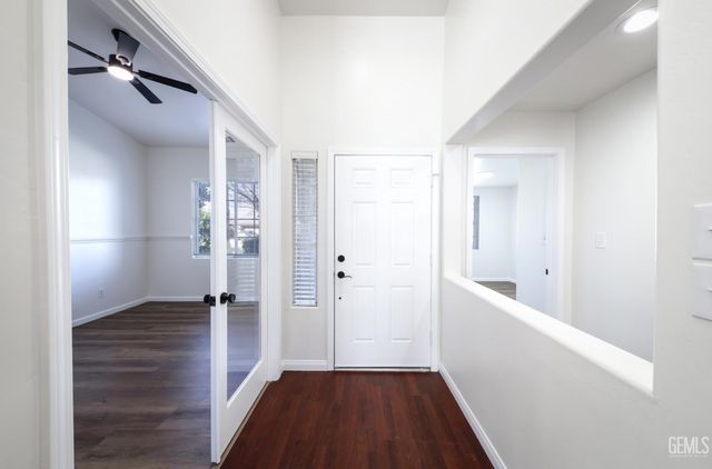 5109 Silver Clover Avenue, Bakersfield, CA 93313