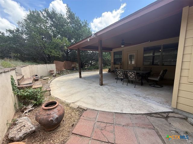 270 Delanoy Drive, Canyon Lake, TX 78133