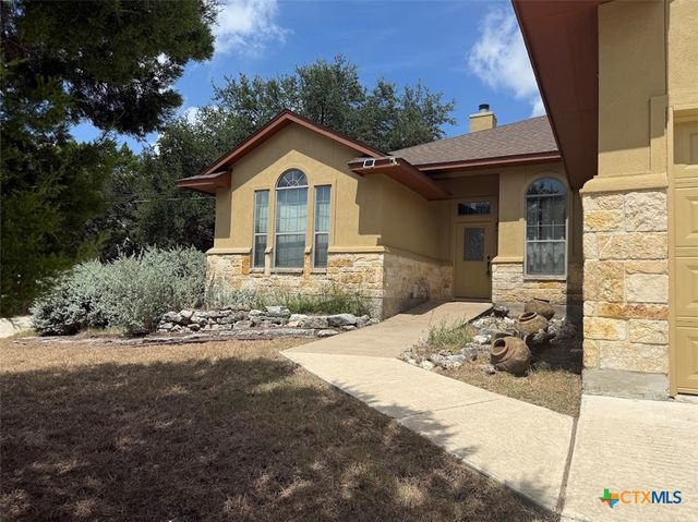 270 Delanoy Drive, Canyon Lake, TX 78133