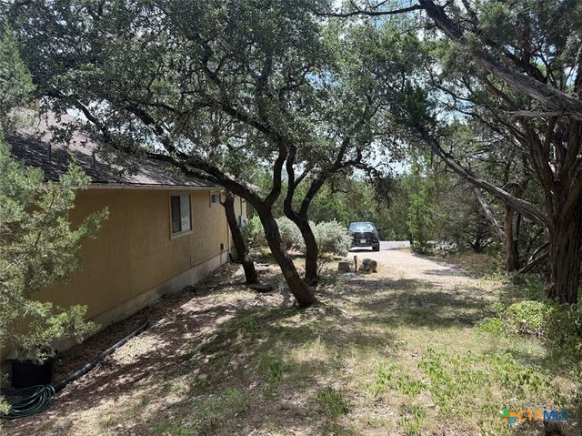 270 Delanoy Drive, Canyon Lake, TX 78133
