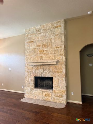 270 Delanoy Drive, Canyon Lake, TX 78133