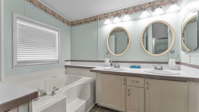 5248 ISLAND VIEW CIRCLE S, Polk City, FL 33868