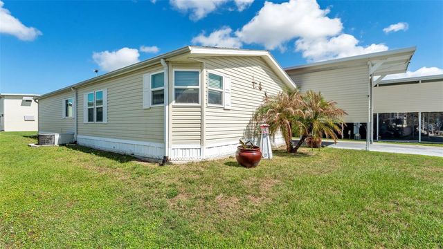 5248 ISLAND VIEW CIRCLE S, Polk City, FL 33868
