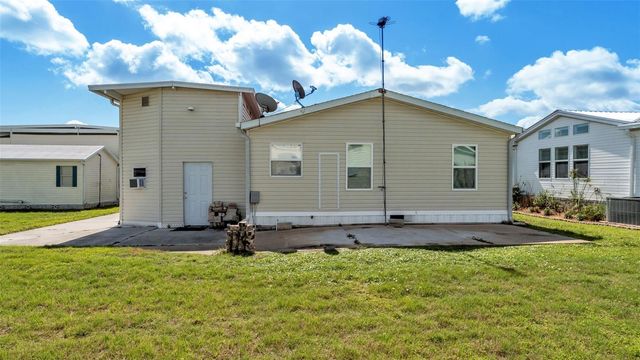 5248 ISLAND VIEW CIRCLE S, Polk City, FL 33868