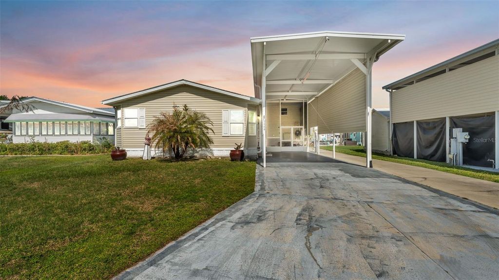 5248 ISLAND VIEW CIRCLE S, Polk City, FL 33868