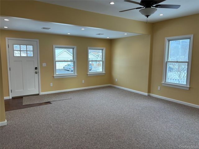 45 Waterstone Road 1, Greenwood Lake, NY 10925