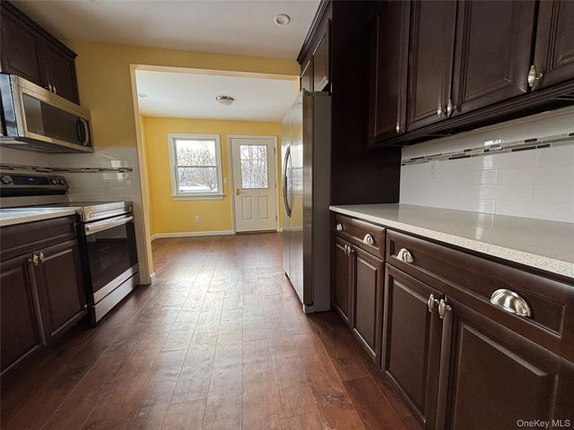 45 Waterstone Road 1, Greenwood Lake, NY 10925