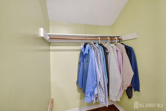 136 Hampshire Drive, Plainsboro, NJ 08536