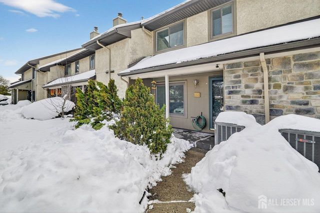 136 Hampshire Drive, Plainsboro, NJ 08536