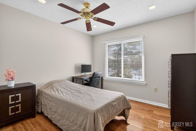 136 Hampshire Drive, Plainsboro, NJ 08536