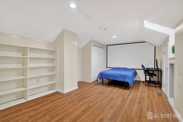 136 Hampshire Drive, Plainsboro, NJ 08536