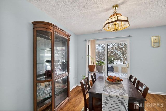 136 Hampshire Drive, Plainsboro, NJ 08536