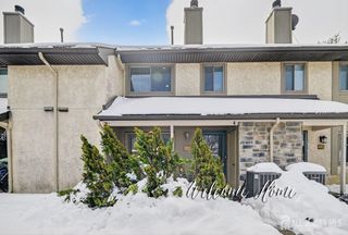 136 Hampshire Drive, Plainsboro, NJ 08536