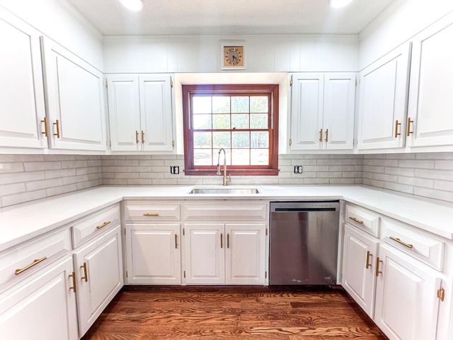 1305 W Crawford Street, Dalton, GA 30720