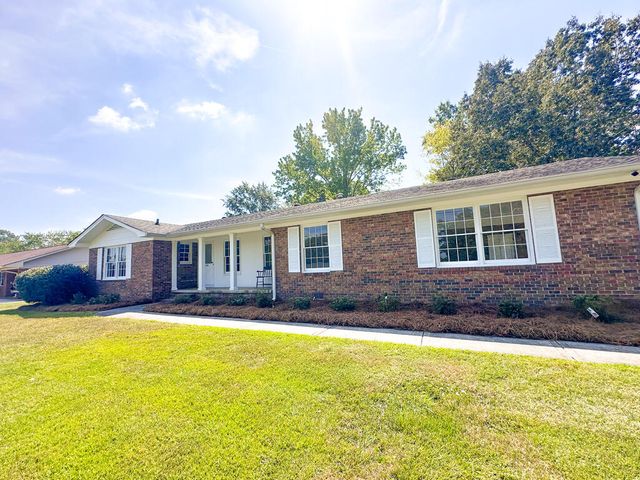 1305 W Crawford Street, Dalton, GA 30720