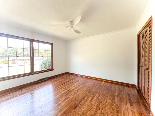 1305 W Crawford Street, Dalton, GA 30720