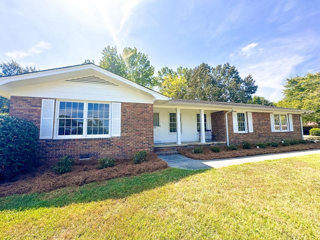 1305 W Crawford Street, Dalton, GA 30720