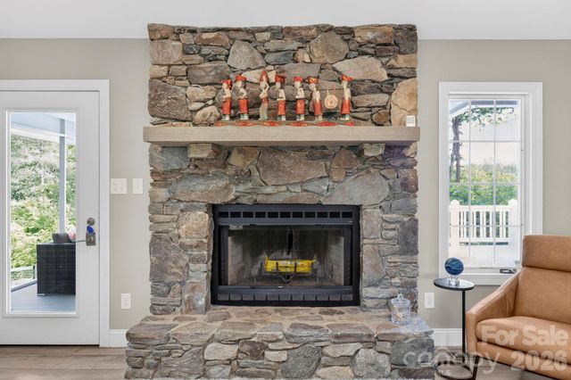 152 Skyview Circle, Asheville, NC 28804
