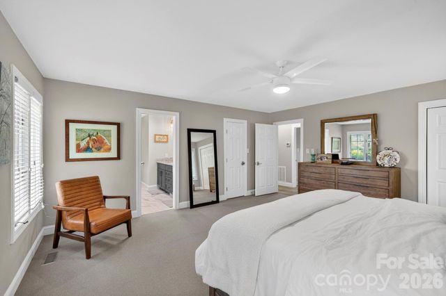 152 Skyview Circle, Asheville, NC 28804