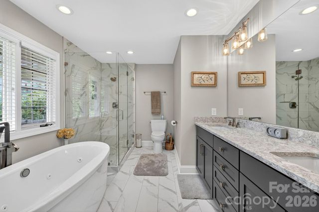 152 Skyview Circle, Asheville, NC 28804