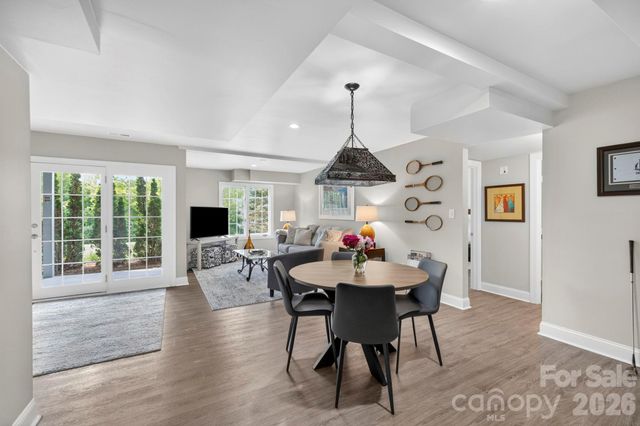 152 Skyview Circle, Asheville, NC 28804