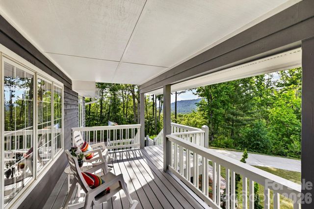 152 Skyview Circle, Asheville, NC 28804