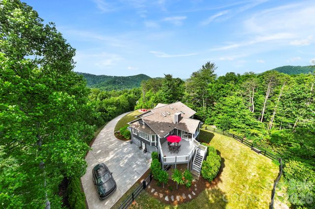 152 Skyview Circle, Asheville, NC 28804