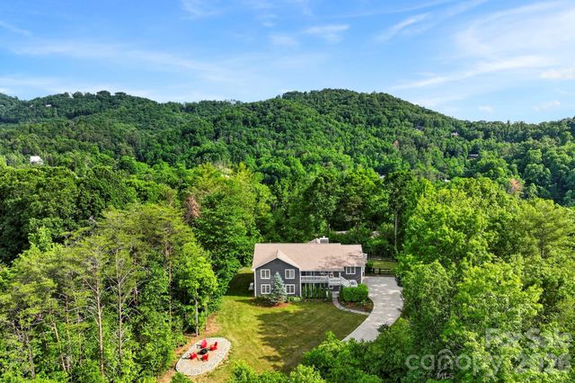 152 Skyview Circle, Asheville, NC 28804