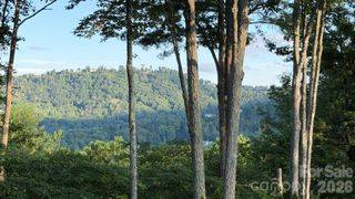 152 Skyview Circle, Asheville, NC 28804