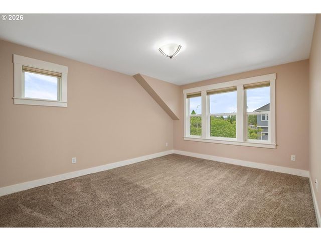 14867 Nw HIGHCROFT Ct, Portland, OR 97229