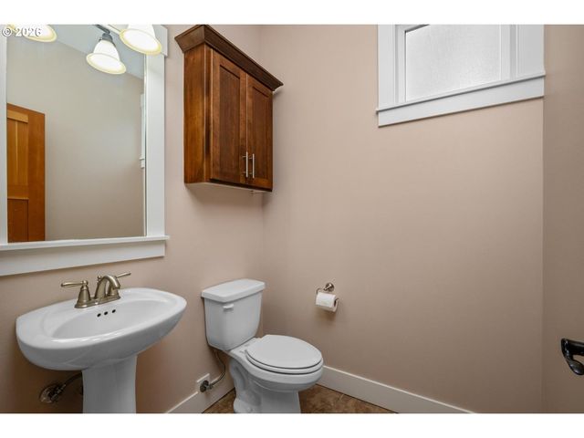 14867 Nw HIGHCROFT Ct, Portland, OR 97229