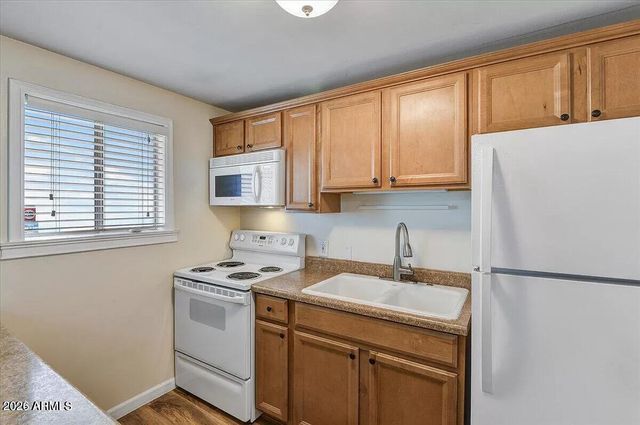 6125 E INDIAN SCHOOL Road 192, Scottsdale, AZ 85251