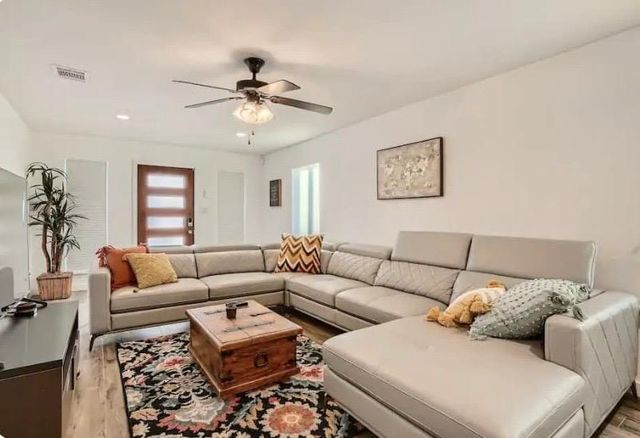 14006 Conner Downs DR, Pflugerville, TX 78660