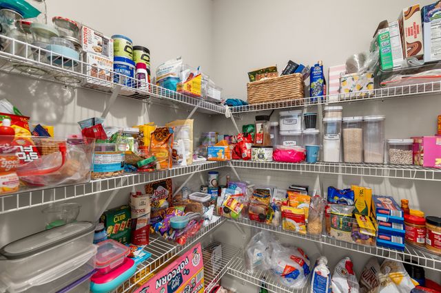 1012 Maple Street, Waukee, IA 50263