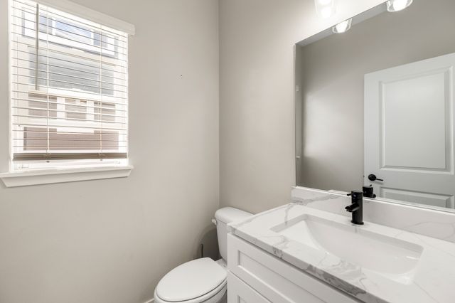 1012 Maple Street, Waukee, IA 50263