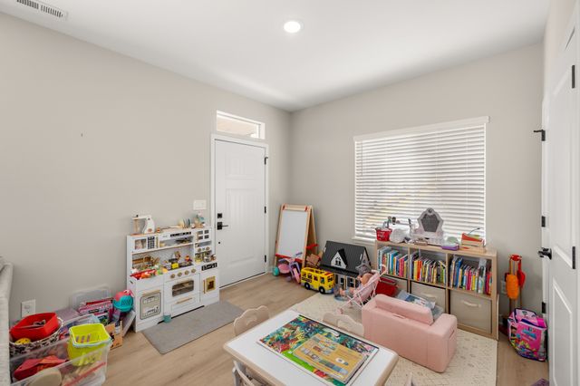 1012 Maple Street, Waukee, IA 50263