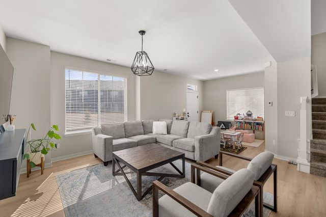 1012 Maple Street, Waukee, IA 50263