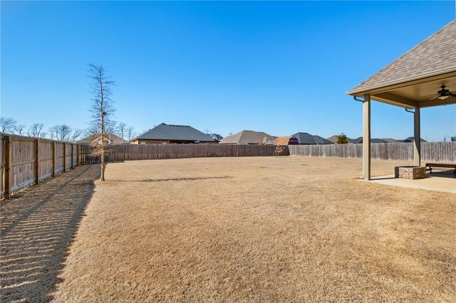 1761 Sunrise Circle, Centerton, AR 72719