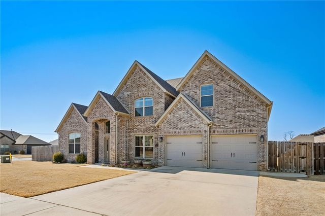 1761 Sunrise Circle, Centerton, AR 72719