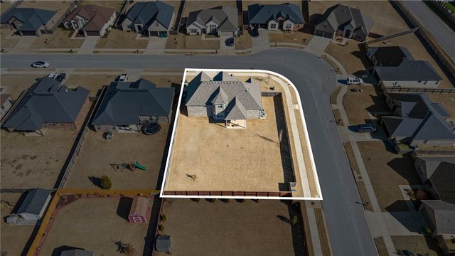 1761 Sunrise Circle, Centerton, AR 72719