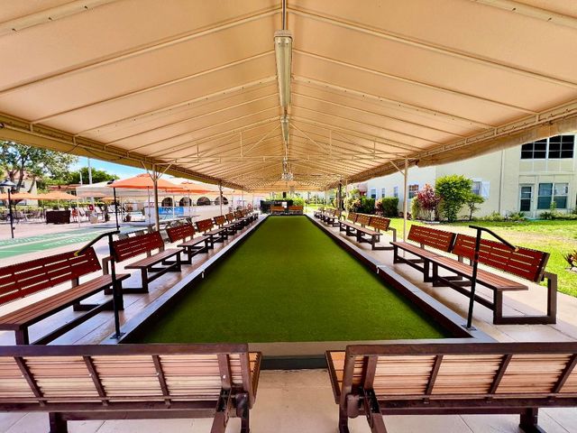 5640 SW 3rd Place 217, Margate, FL 33068