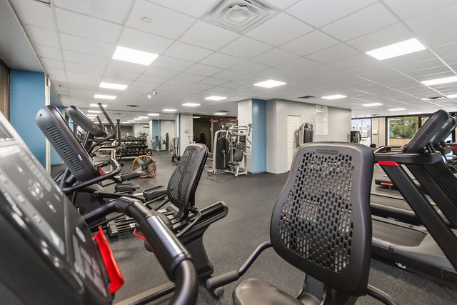 4343 N Clarendon Avenue 2707, Chicago, IL 60613